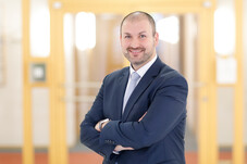 Murat Kurubas (Agenturleiter) Finanzberater Essen