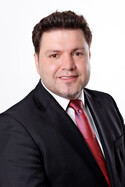  Mustafa Özer Bankberater Salzgitter