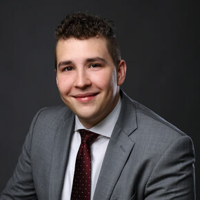  Niklas Köpps Anlageberater Hamburg