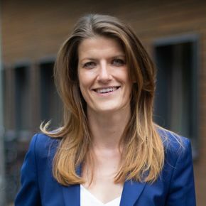  Nadine Sünal Finanzierungsvermittler Oberursel (Taunus)