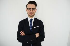  Georgy Savushkin Finanzberater Nürnberg