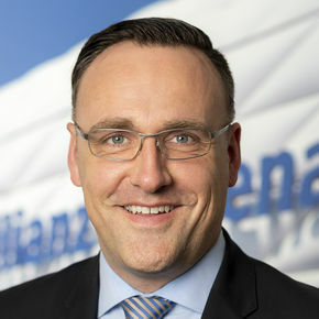  Jörg Riccius Versicherungsvertreter Rellingen