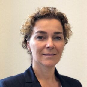  Natascha Steiner-Weiske Finanzberater Leverkusen