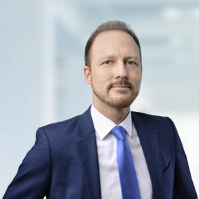  Nick Brennecke Bankberater Magdeburg