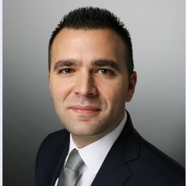  Ümit Dumlupinar Finanzberater Fürth