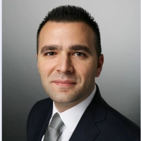  Ümit Dumlupinar Finanzberater Fürth