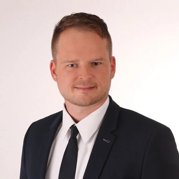 Kilian de Vries Finanzdienstleistungsunternehmen Krummhörn
