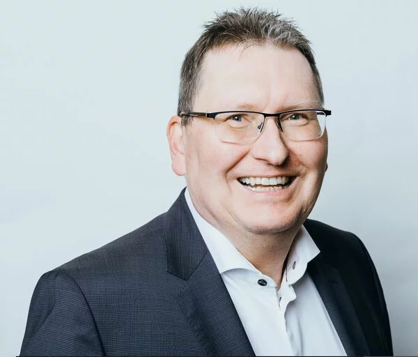  Jörg Dietzel Finanzberater Bad Homburg vor der Höhe