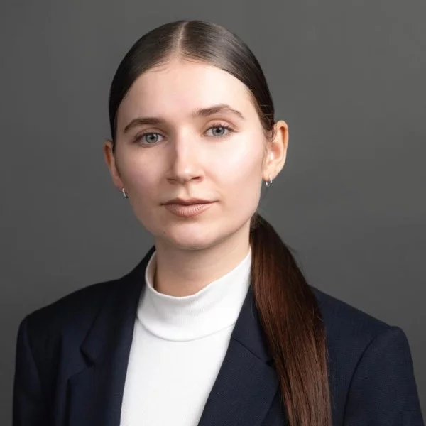  Annalena Hartung Finanzberater Weimar