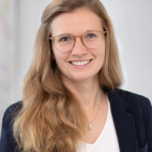  Jenny Dalhof Finanzberater Düsseldorf