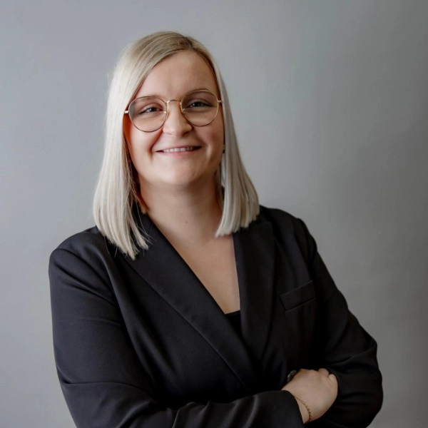  Charlotte Yüce (ehem. Schmidt) Versicherungsmakler Hückelhoven