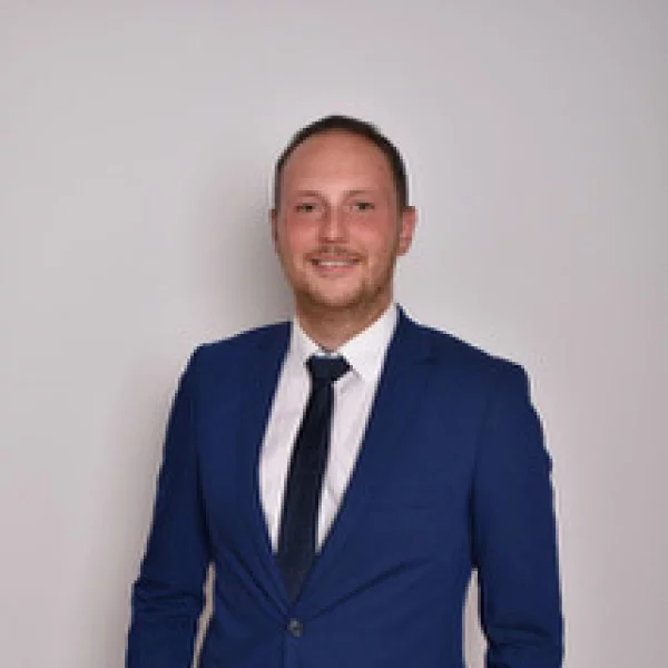  Dominik Hüsken-Preußner Finanzberater Castrop-Rauxel