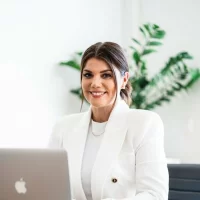 Profilfoto von Theresa Bidanel