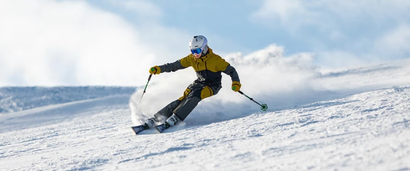 Skifahren: Welche Versicherung braucht es wirklich?