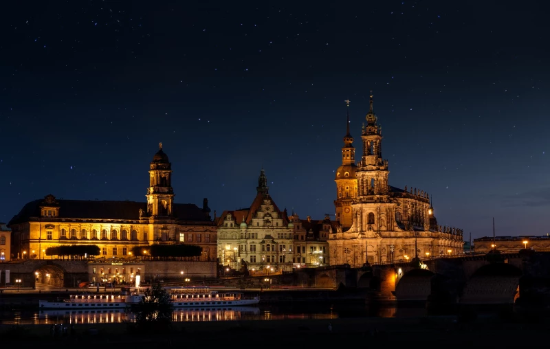 🚀 Gute Nachrichten für alle Investoren am Standort Dresden! 🏗️📈