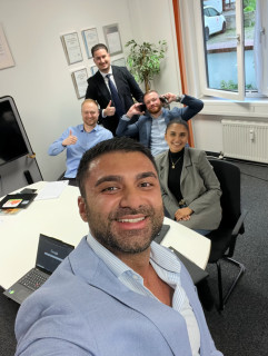 📞 Telefonparty gestartet – mit voller Energie und klarer Mission! 🚀