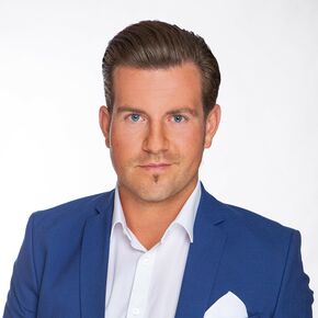 Maximilian Granel Maximilian Granel Bankberater Nürnberg