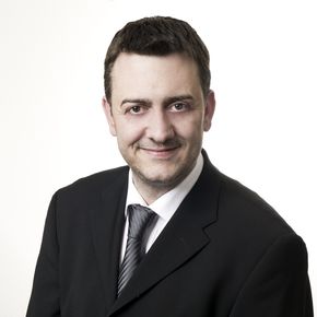 David Pitzen Finanzberater In Bergisch Gladbach Whofinance