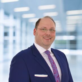  Dennis Bömelburg Finanzberater Lippstadt